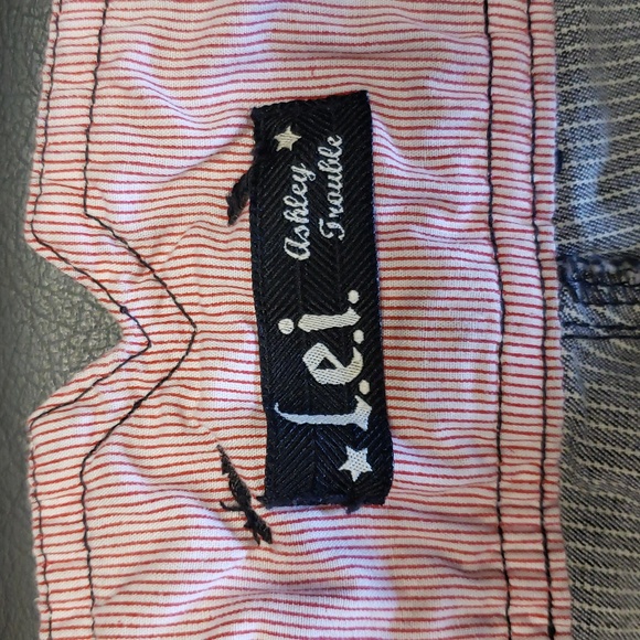 Juniors L.e.i Striped Flare Pants - Picture 7 of 8